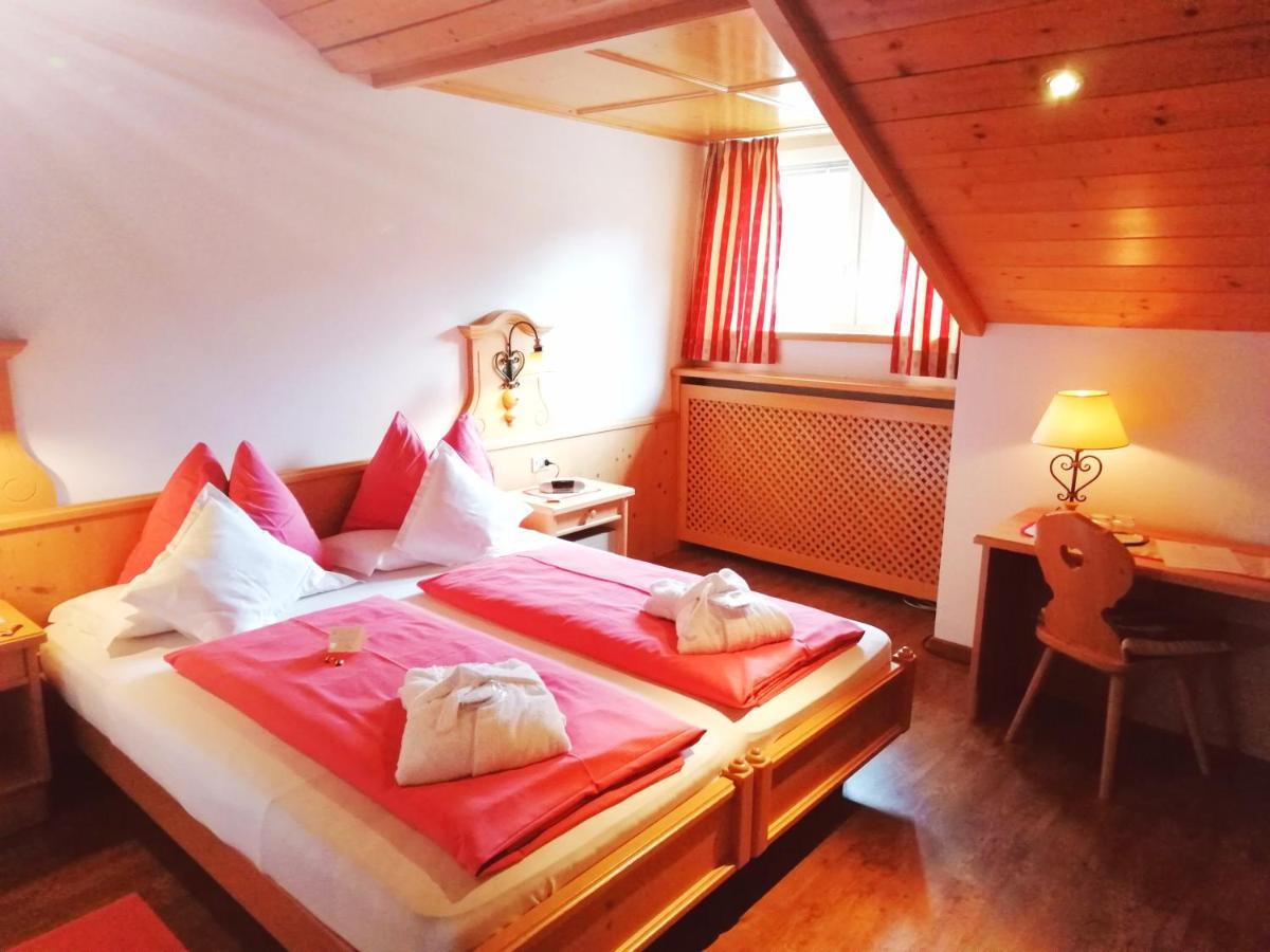 Hotel Holzer Sexten Extérieur photo