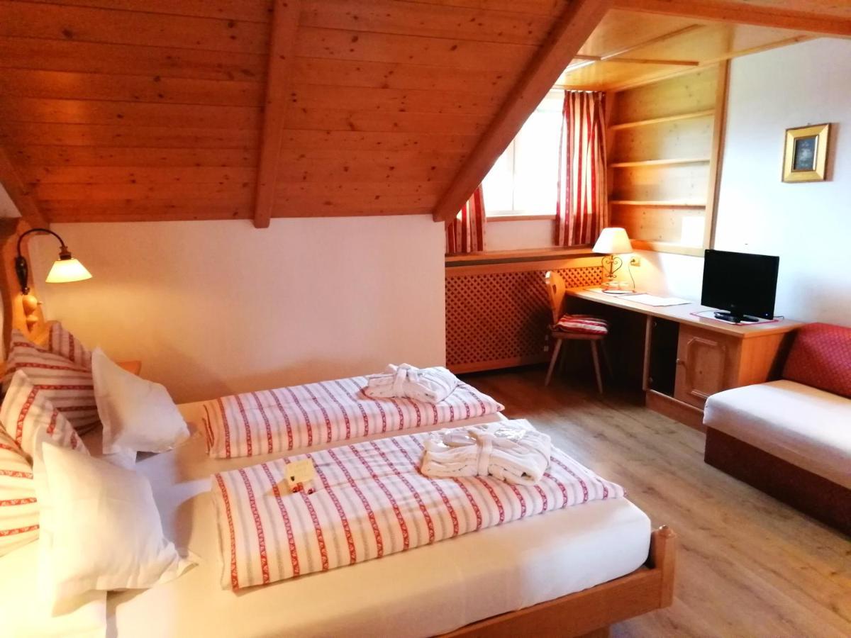 Hotel Holzer Sexten Extérieur photo
