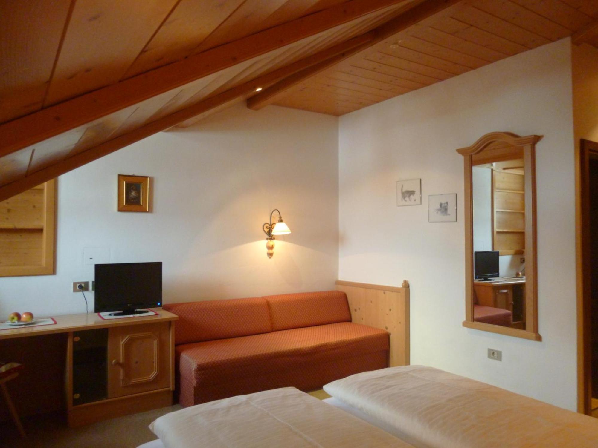 Hotel Holzer Sexten Chambre photo